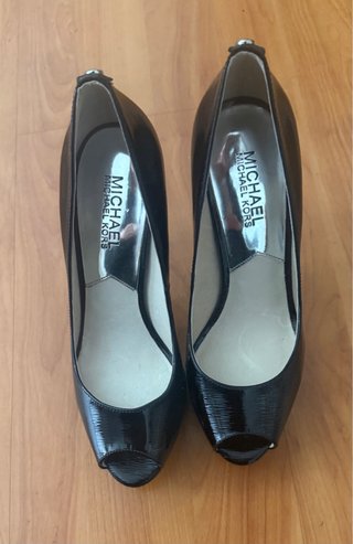 Zapatos Michael Kors Negros Peep Toe Tacón