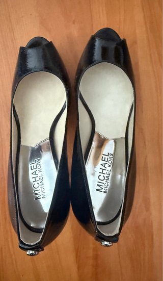 Zapatos Michael Kors Negros Peep Toe Tacón
