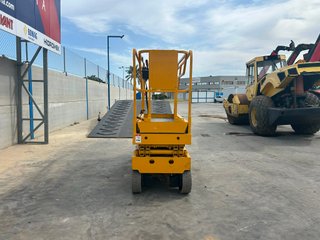 PLATAFORMA DE TIJERAS HAULOTTE COMPACT 8