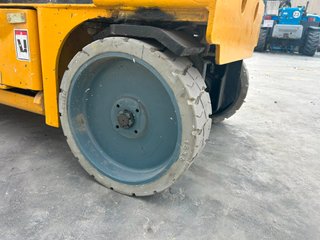 PLATAFORMA DE TIJERAS HAULOTTE COMPACT 8