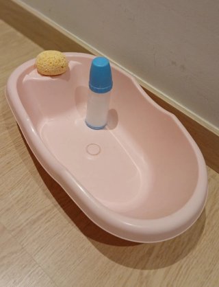 Bañera de juguete Nenuco rosa