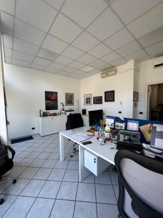 Affitto locale commerciale