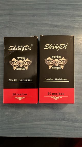 Cajas de agujas para tatuar