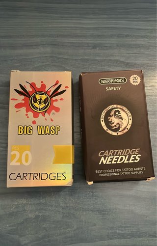 Cajas de agujas para tatuar
