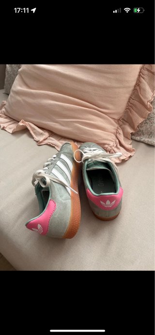 Adidas Gazelle niña verde y rosa talla 31