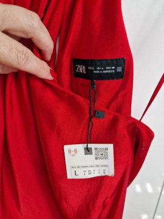 Vestido rojo largo halter satinado