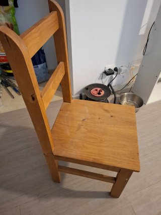 2 Sillas de Madera Marrón