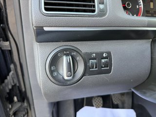 Volkswagen Touran 2011