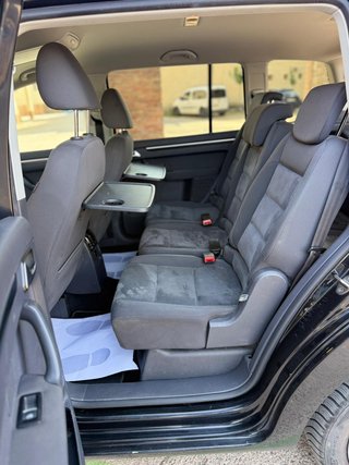 Volkswagen Touran 2011