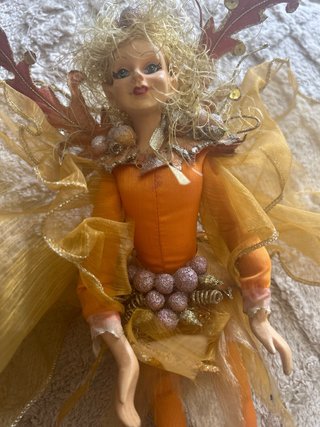 Hada de otoño de Porcelana cara y manos