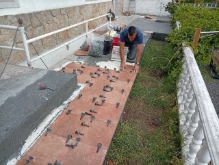 Albañil/Pintor/Limpieza de tejados