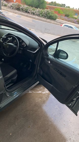 Peugeot 207 2009