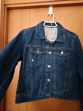 Chaqueta vaquera Stradivarius azul