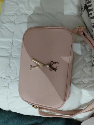 Borsa rosa con ciondolo Y