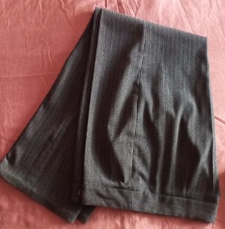 Traje de chaqueta raya diplomática mujer con top