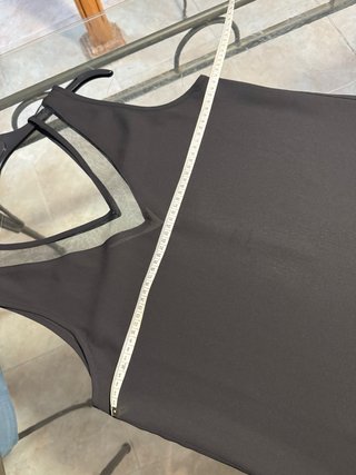 Top negro con escote transparente