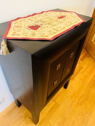 Guardaroba ausiliario in legno massello marrone con 4 cassetti