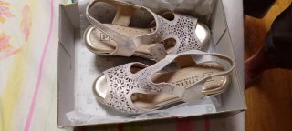 Sandalias plateadas mujer