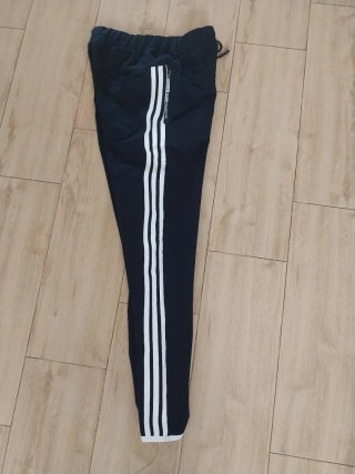 Pantalón chándal Adidas negro