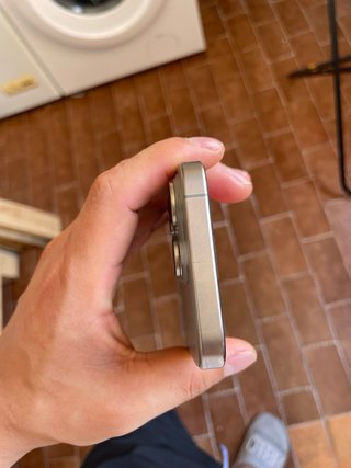 iPhone 15 Pro Batería 100%