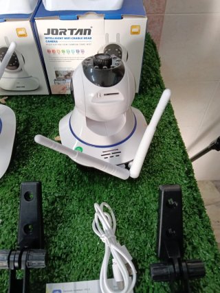 Kit 4 Telecamere Interno Wifi JORTAN