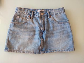 Lote 2 faldas y un short talla 34