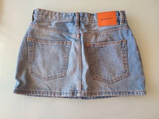 Lote 2 faldas y un short talla 34