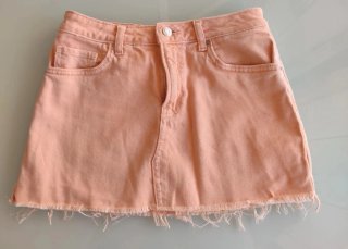 Lote 2 faldas y un short talla 34
