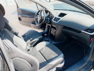 Peugeot 207 1.4