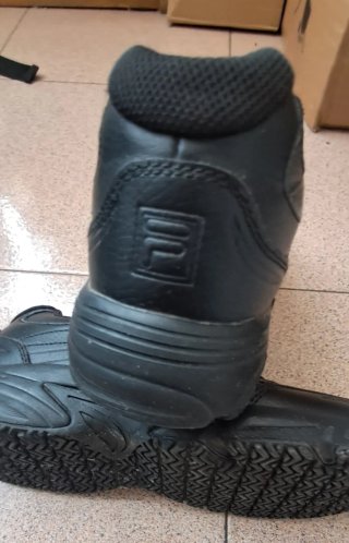 Zapatillas deportivas FILA  TECHPRO Color negro.