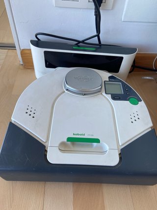 Robot aspirador Vorwerk VX100 + Baterías