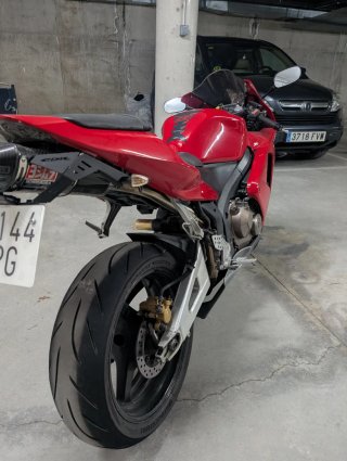 Honda CBR 600rr Roja