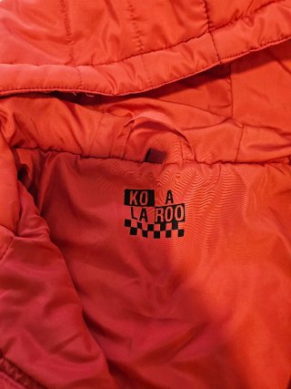 Chaqueta Koalaroo Negra y Roja