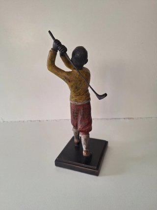 Figura de bronce Golfista