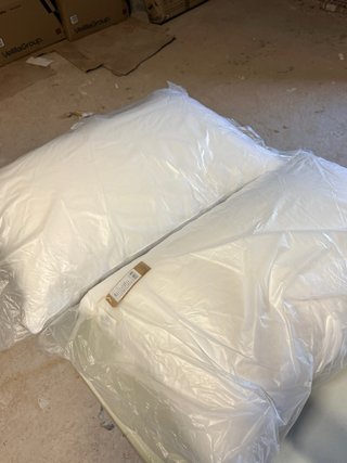 Almohada Hotel Yunrou 46x72cm