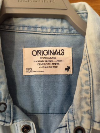 Lote 2 Camisas Vaqueras Scalpers y Jack&Jones