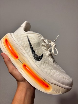 Nike Vomero Premium Total Orange - Talla 41
