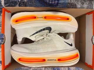 Nike Vomero Premium Total Orange - Talla 41