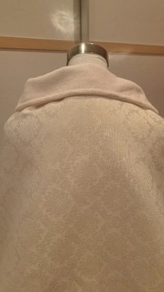 Pañolón Fallera Beige Damasco