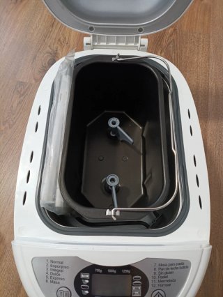 Panificadora automática blanca