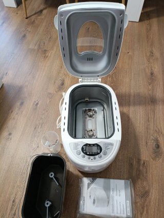 Panificadora automática blanca