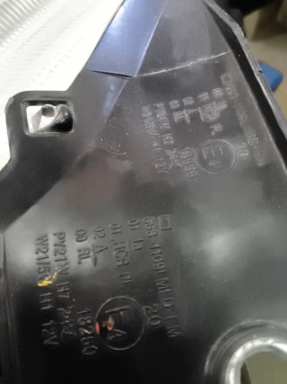 Faro Izquierdo Iveco - Año 2010