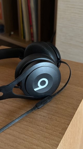 Auriculares Beats EP negros. ¡Como nuevos!