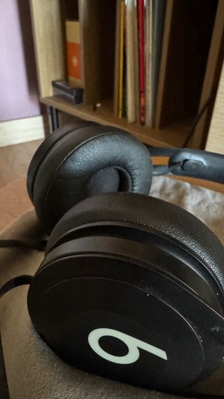 Auriculares Beats EP negros. ¡Como nuevos!