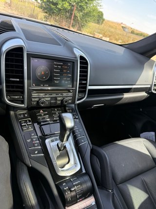 Porsche Cayenne 2012