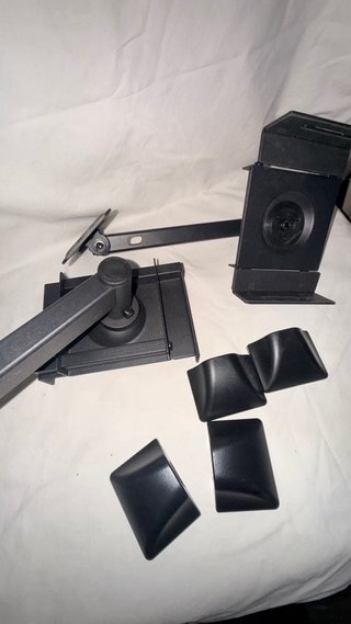 Soportes altavoces Metálicos Negros