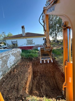 Excavación, Limpieza , servicios excavadora.