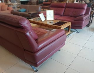 2 Divani di design in pelle, vintage, color granato anni '70