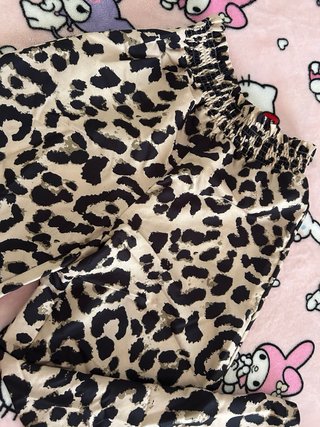 Pantalón ancho estampado leopardo