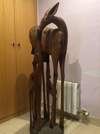 Escultura Antílope Africano madera 1,45 x 60 cms.